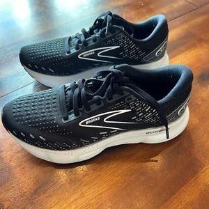 Women's Brooks Glycerin 20 size 7